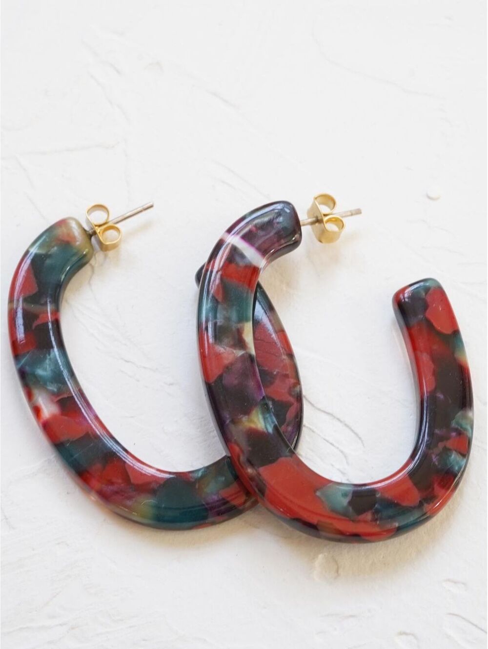 Madewell Acetate Oval Hoop Earrings - Picture 3 of 3